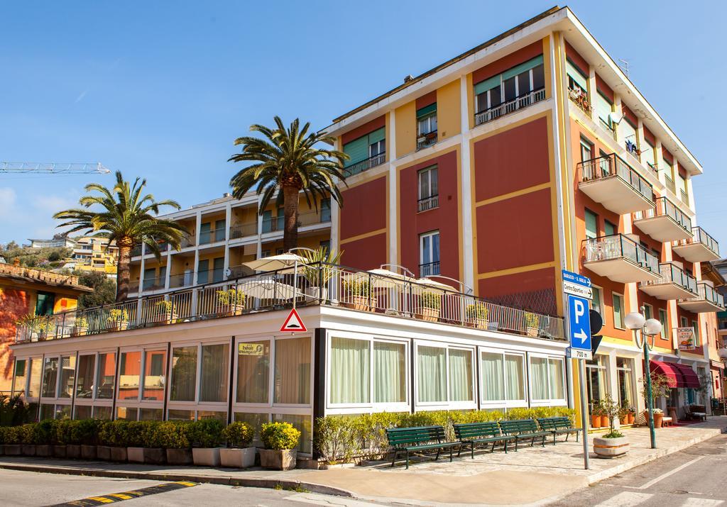 Hotel Doria Cavi di Lavagna Esterno foto