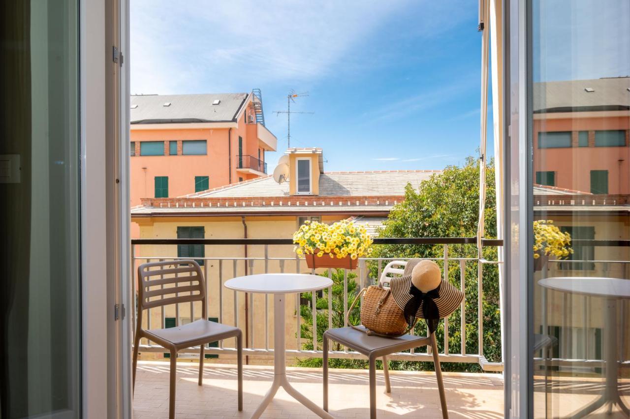Hotel Doria Cavi di Lavagna Esterno foto