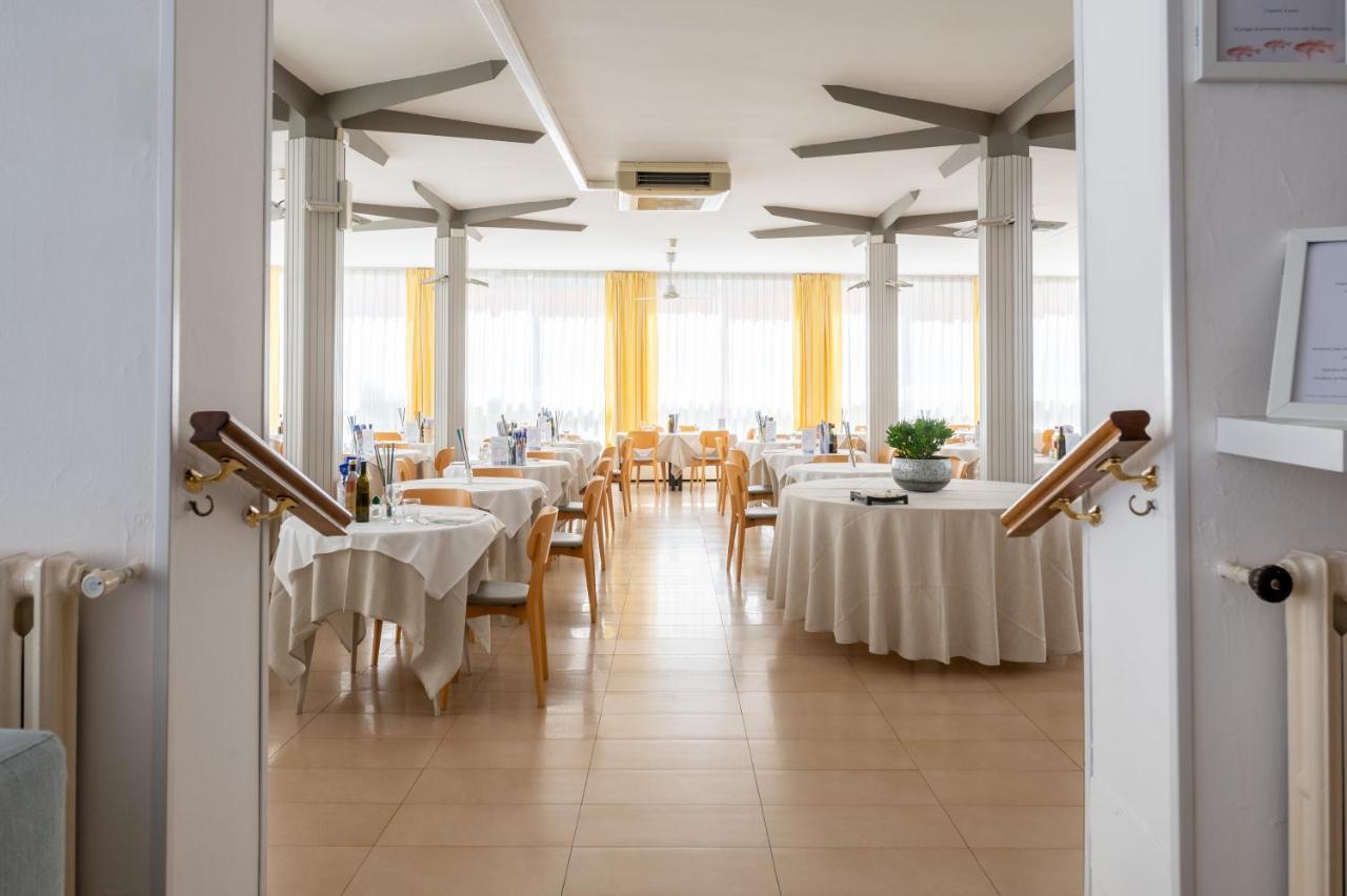 Hotel Doria Cavi di Lavagna Esterno foto