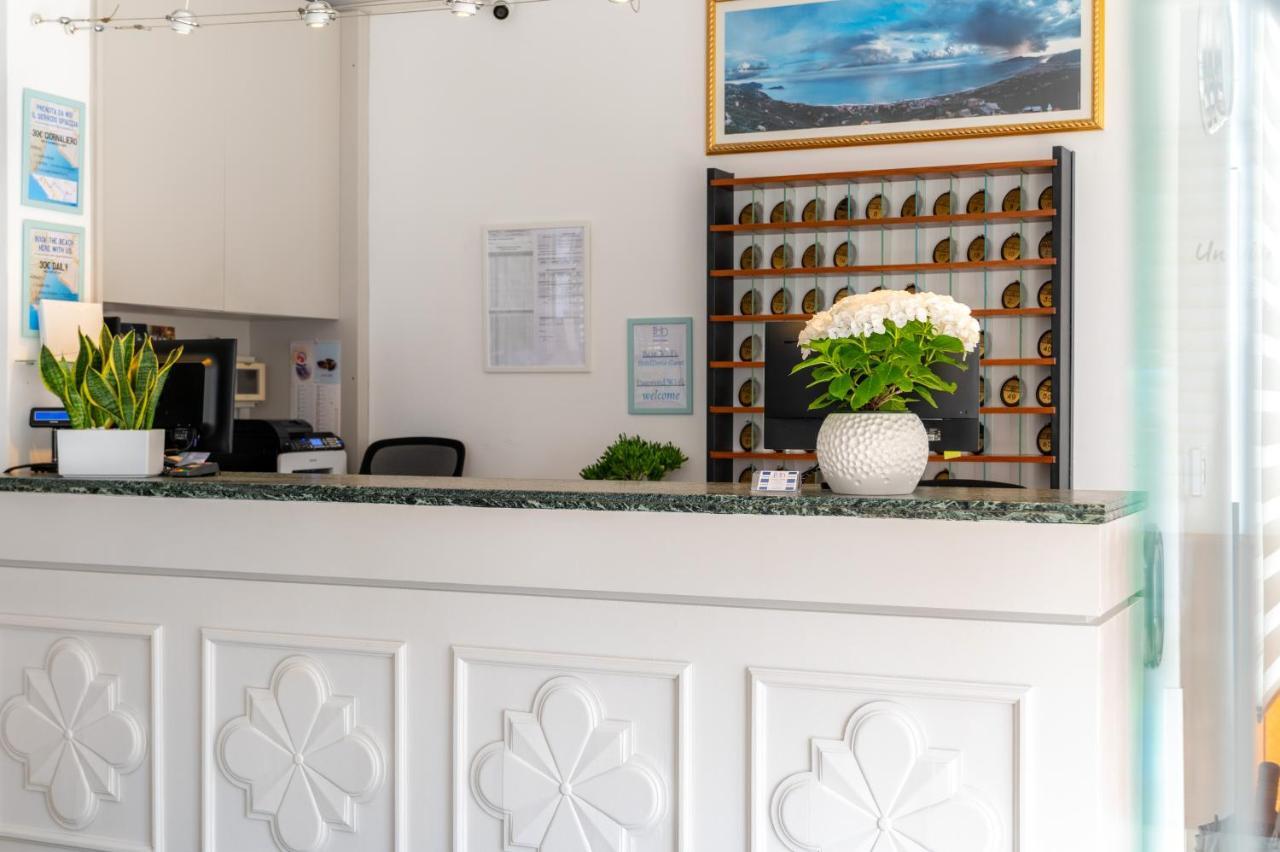 Hotel Doria Cavi di Lavagna Esterno foto