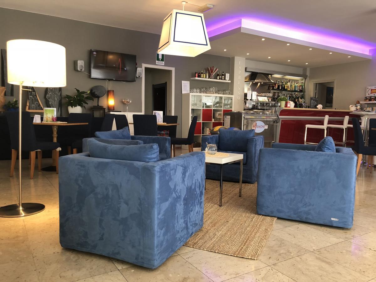 Hotel Doria Cavi di Lavagna Esterno foto