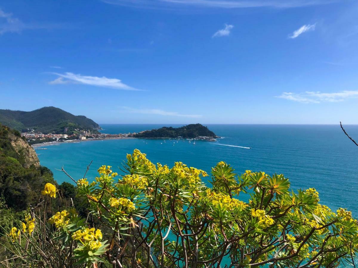 Hotel Doria Cavi di Lavagna Esterno foto